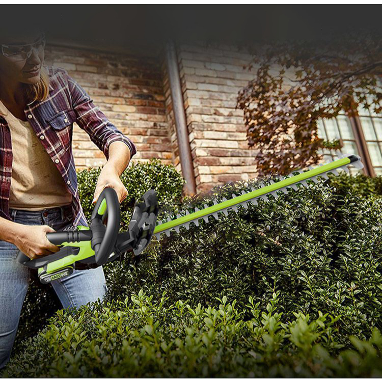 WORX 20V LI HEDGE TRIMMER [WD254]